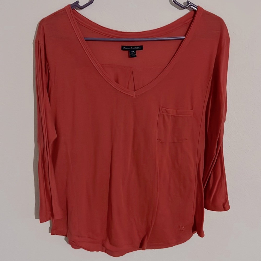 American Eagle 3/4 Sleeve V-Neck Top Size M - Coral Pink